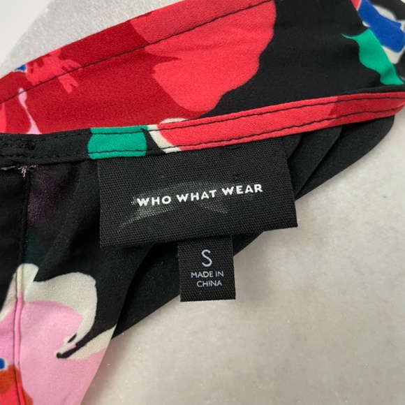 Who What Wear Floral Print Sleeveless Blouse Tank Top Black Multi Size Small - Picture 14 of 15